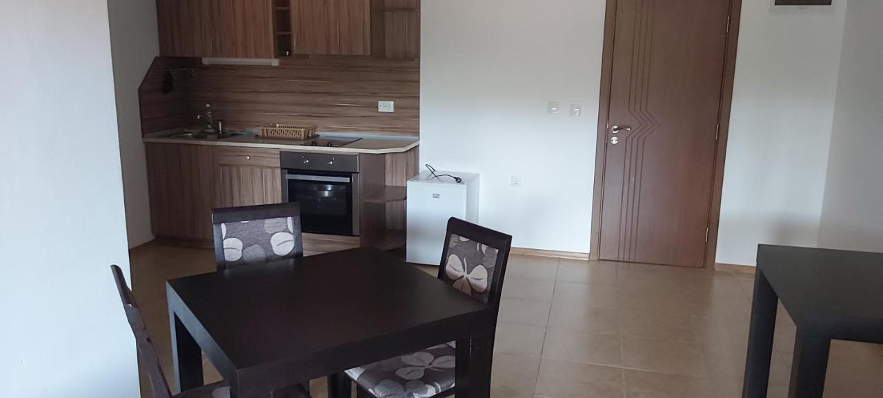 Vidima Apartment Hotel Apriltsi  Buitenkant foto