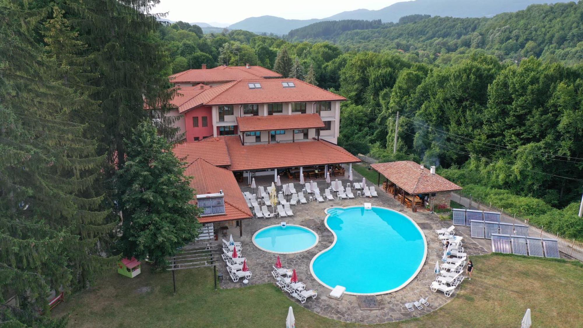 Vidima Apartment Hotel Apriltsi  Buitenkant foto