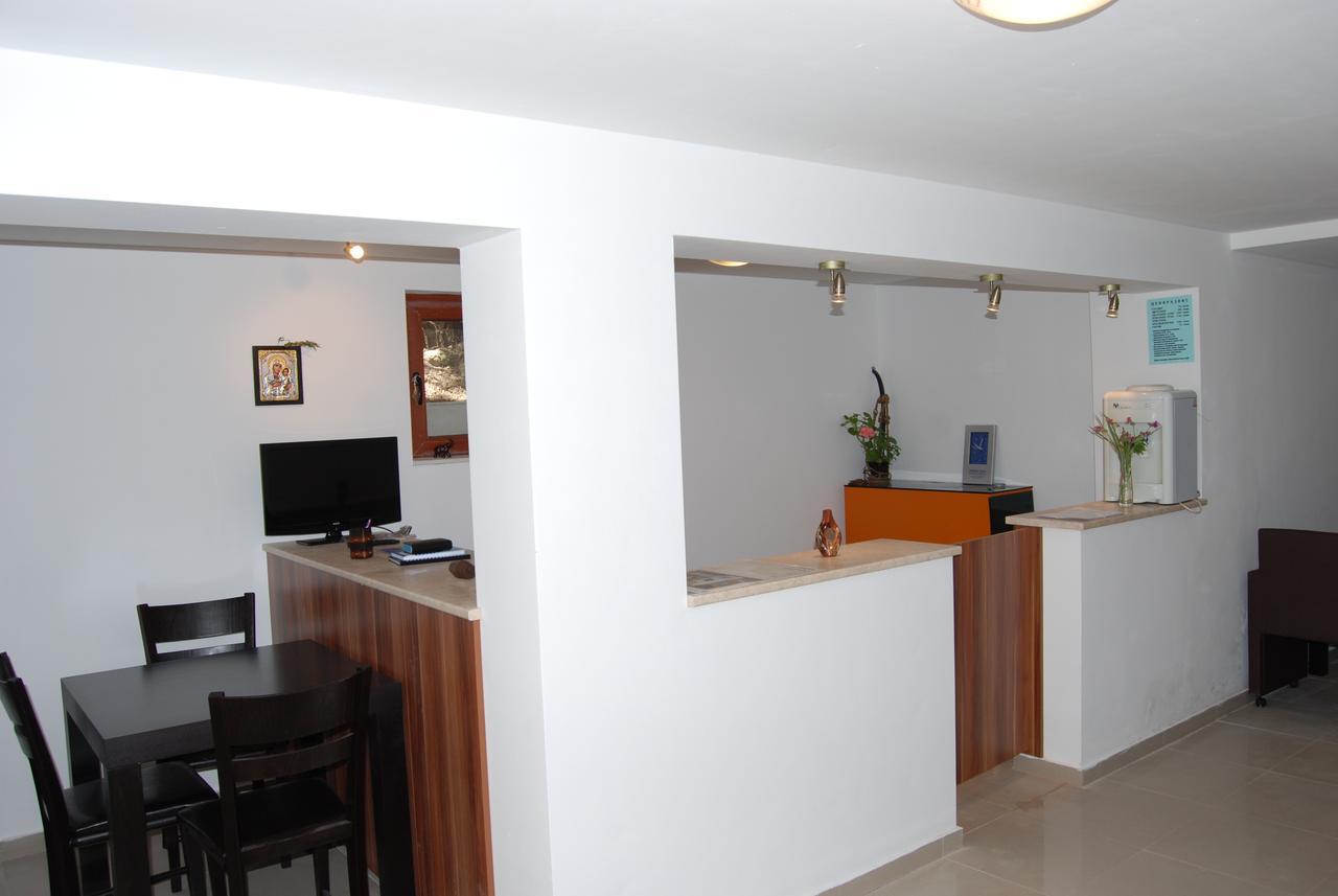 Vidima Apartment Hotel Apriltsi  Buitenkant foto